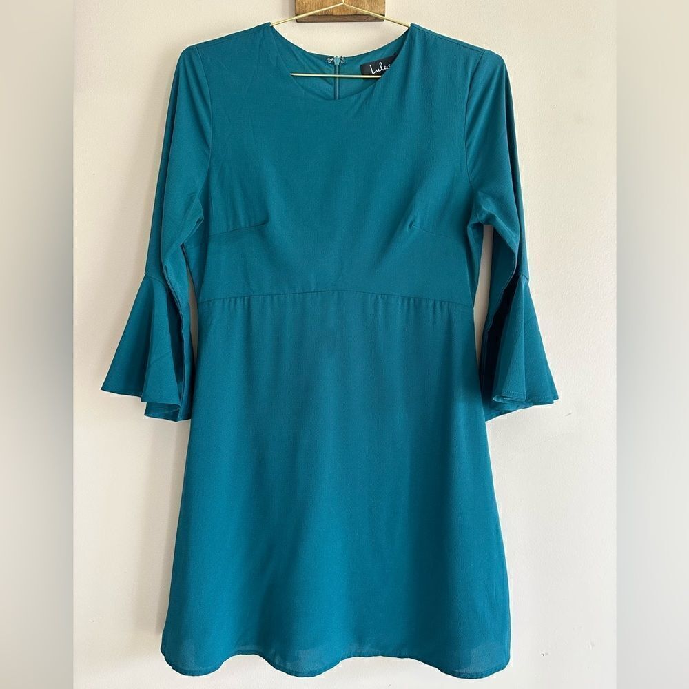Lulus Center of Attention Blue/ Green Flounce Dress || size Large